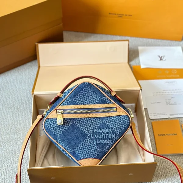 Louis new arrival Steamer/Chess vintage camera bag size : 20 * 15cm