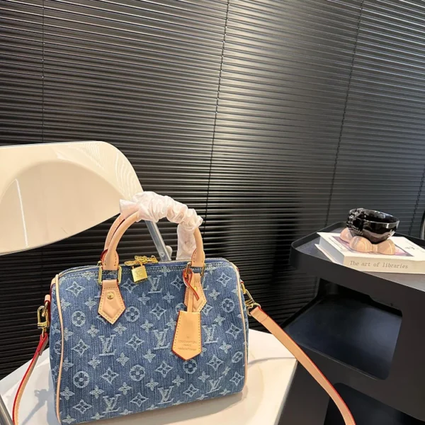 Louis new arrival speedy 25 denim bag size: 25 * 19 cm