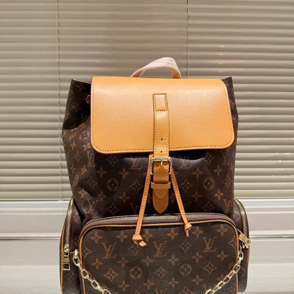 Louis Petite Malle Monogram backpack bag size : 37*45 cm