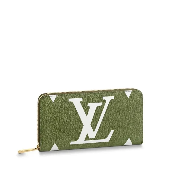 L M67549 Zippy Wallet