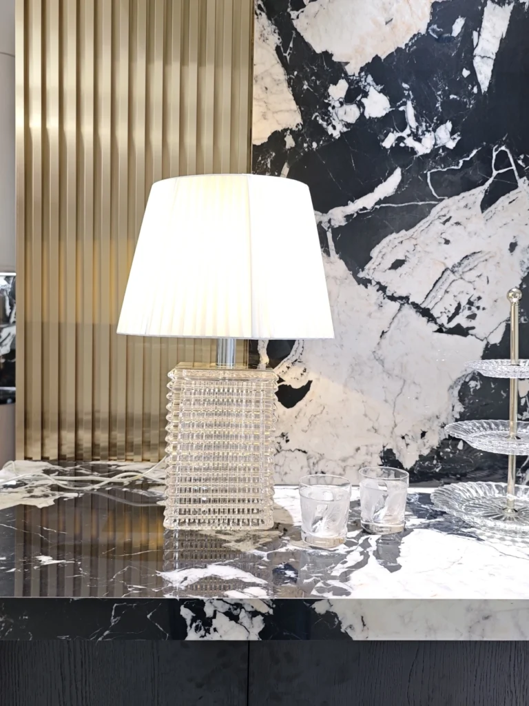 BACCARAT Настольная лампа