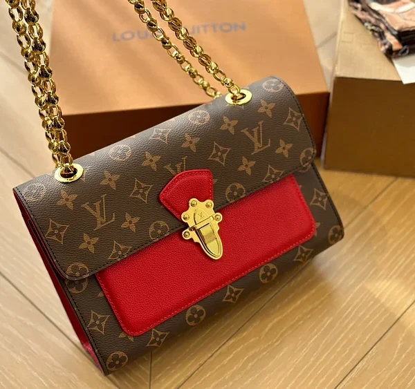 Louis VICTOIRE new arrival bag size: 26*15cm
