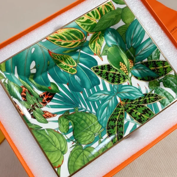 HERMES Монетница Delux с листьями