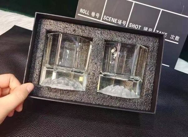 Пара стаканов