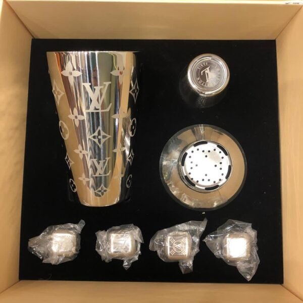 Шеикер для приготовления напитков