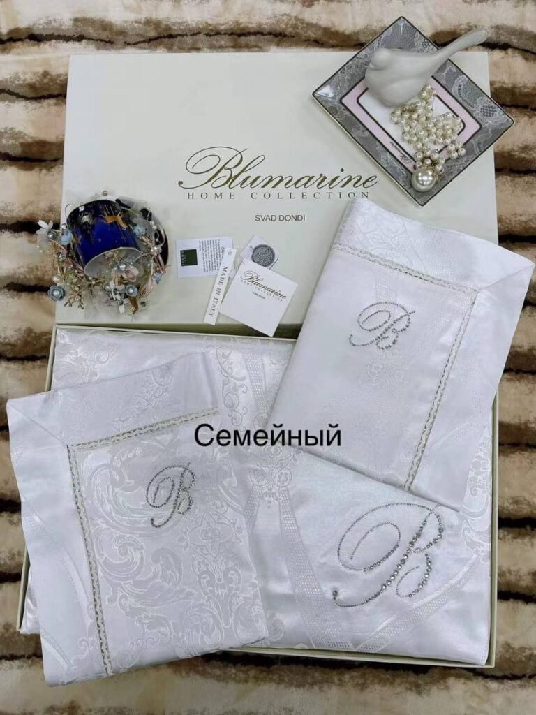 Комплект постельного белья СЕМЕЙНЫЙ