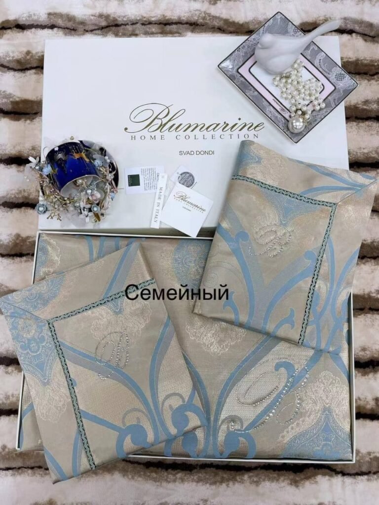 Комплект постельного белья СЕМЕЙНЫЙ
