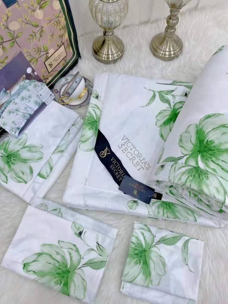 Комплект постельного белья Victoria's Secret