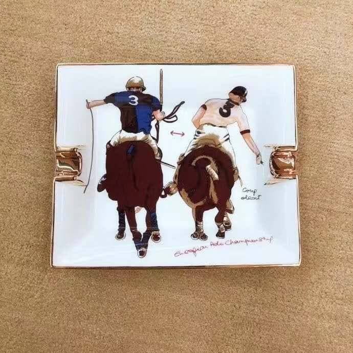 Пепельница